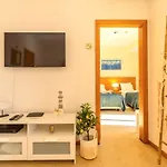 Apartment Zarco - Cosy In Vilamoura With A Balcony With View To The 2 Swimming Pools - Near The & The Marina *