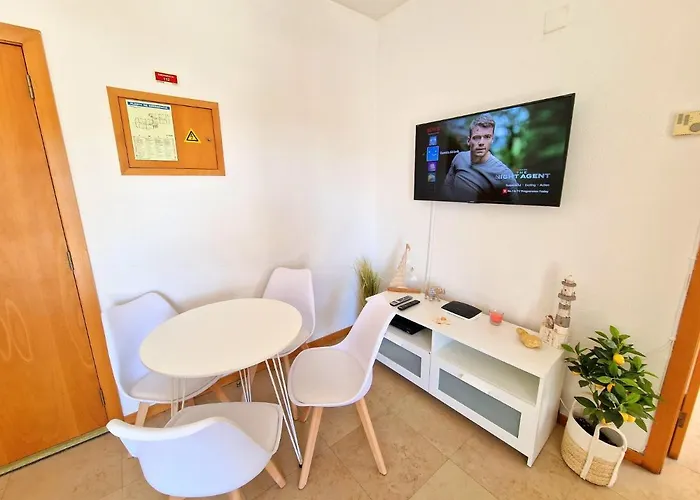 Zarco - Cosy In Vilamoura With A Balcony With View To The 2 Swimming Pools - Near The & The Marina *